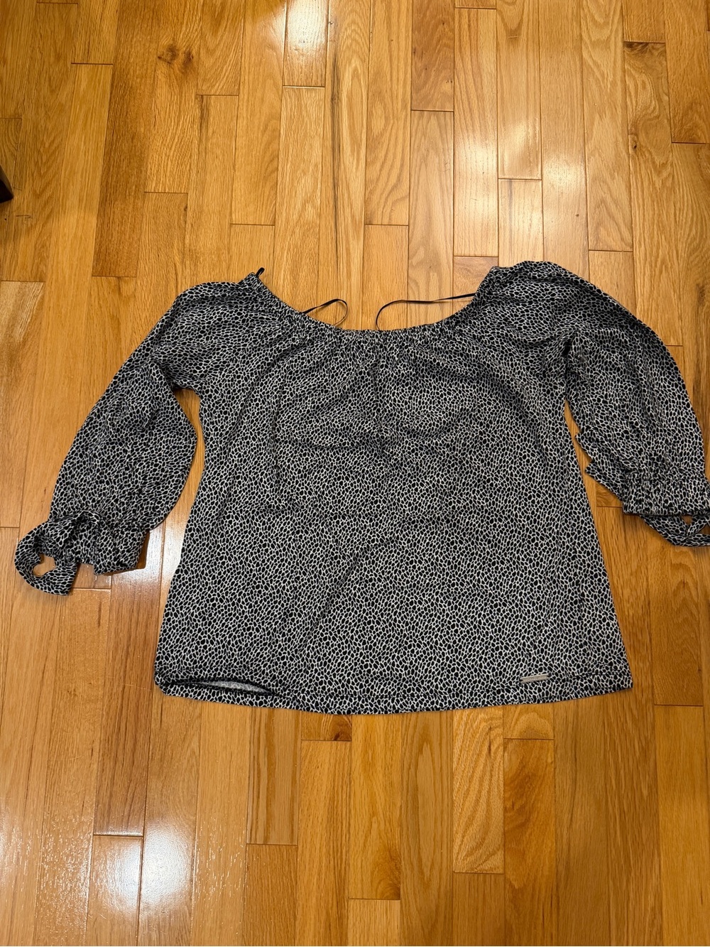Michael Kors Black & White Printed Off-Shoulder Blouse